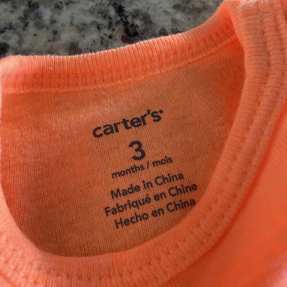 Set of onesies - Picture 6 of 6